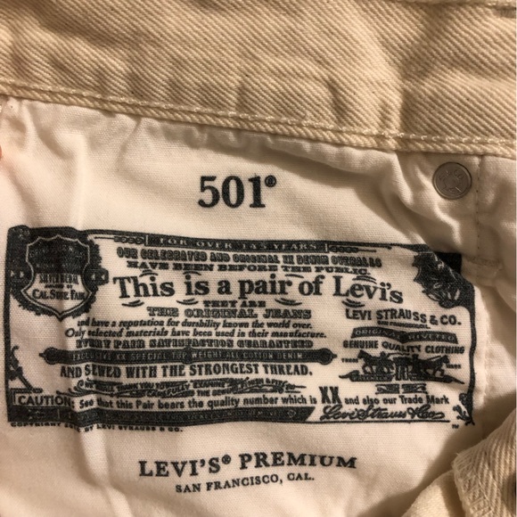 Levi's Off-White Cream Ivory 501 Cutoff Denim Jean Shorts size 26 - Picture 5 of 9